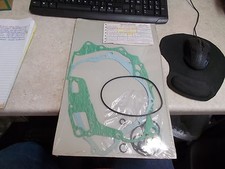 NOS OEM Honda Gasket Kit B 1980-1984 XL200 XR200 061B1-KB9-010