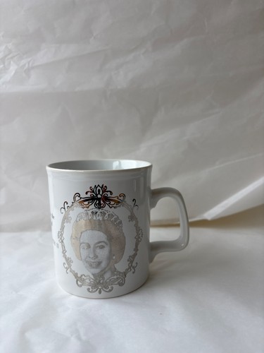 Queen elizabeth silver - ii,
