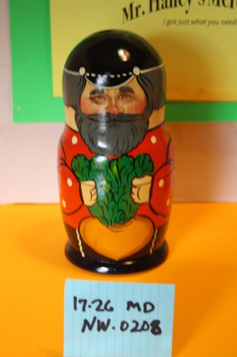 Nesting dolls traditional - nesting, *