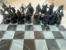 Star Wars Saga Edition Chess Set - Complete 