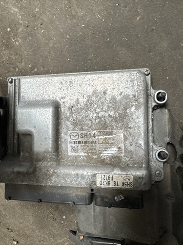 Mazda 2015 2 2diesel - mazda, 6