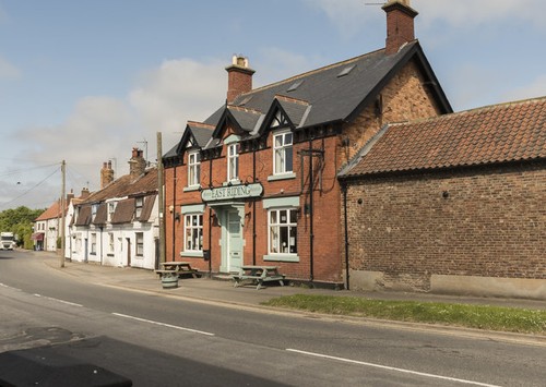 Photo 6x4 east riding pub - photo,