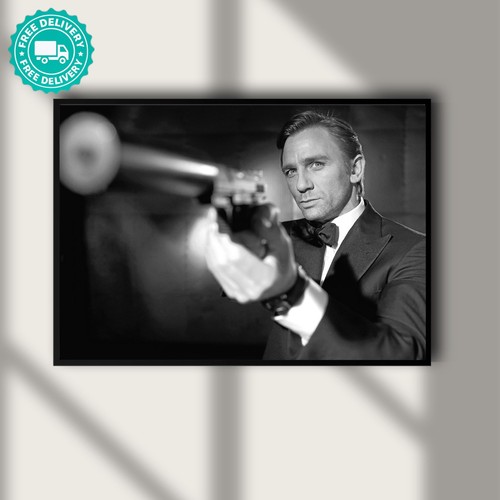 Daniel craig james - craig, pistol