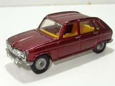 Corgi 260 RENAULT 16TS - (292)