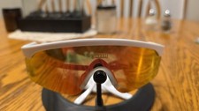Oakley Razor Blades Sunglasses KITH White Prizm Ruby Iridium OO9140-2231 RARE