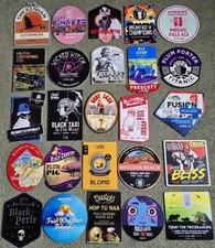 JOB LOT OF TWENTY FIVE REAL ALE BEER PUMP CLIP BADGES TITANIC ADNAMS - FREE POST