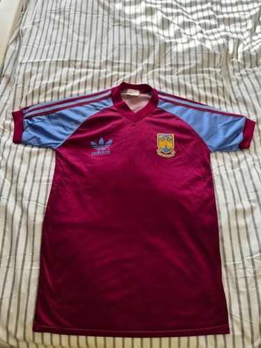 Authentic vintage 1981 adidas - 1981,