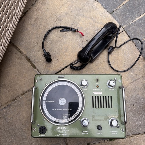 Sailor vhf radio - sailor,