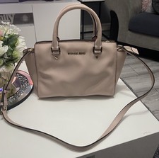 Michael Kors Genuine Stunning Light Pink  Leather Handbag/Crossbody Bag In VGC