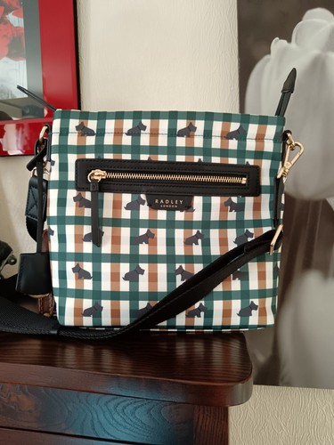 Radley finsbury park - radley,