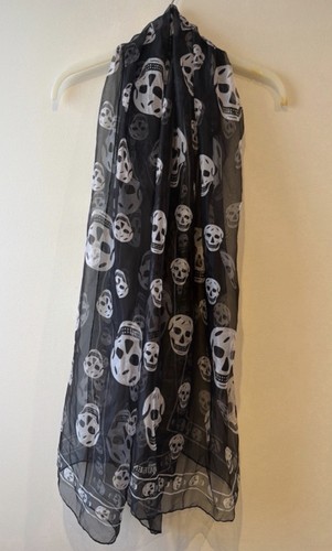 Black sheer silk skull - black,