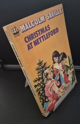 Christmas nettleford - at,