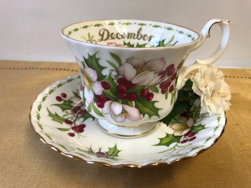 Royal albert vintage christmas - vintage,