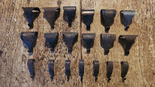 19x antique picture rail - picture,