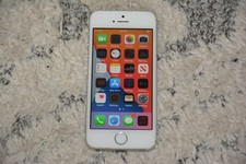 Apple iPhone SE Silver