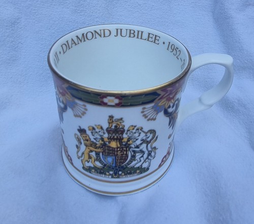 Royal worcester queen - royal,
