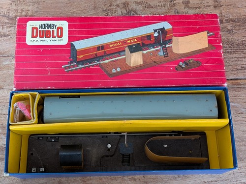 Hornby dublo rail - 2400, oo