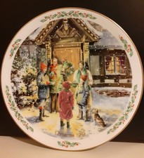 ROYAL DOULTON - Christmas