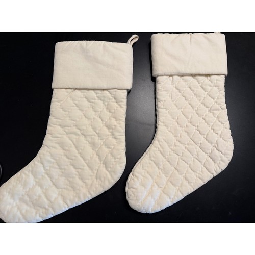 Pottery barn ivory - barn, quilted