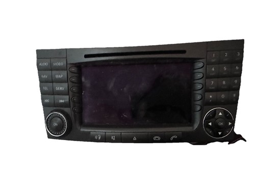 Mercedes class cls - class, head