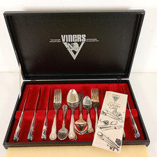 Viners Kings Pattern 24 Piece Vintage Silver Plate Cutlery Set & Canteen
