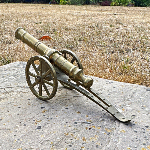 Brass model cannon - model, wheeled