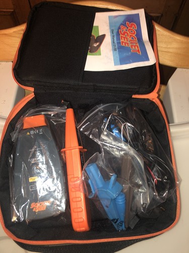 Socket and see fuse - see,