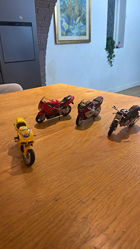 Maisto diecast motorcycle - diecast,
