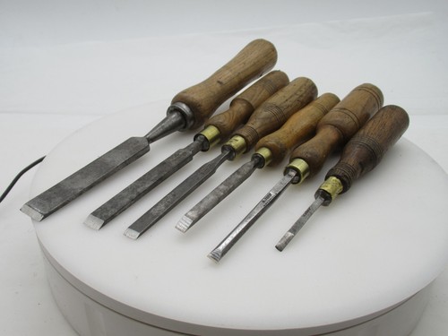 Job lot vintage chisels - of,