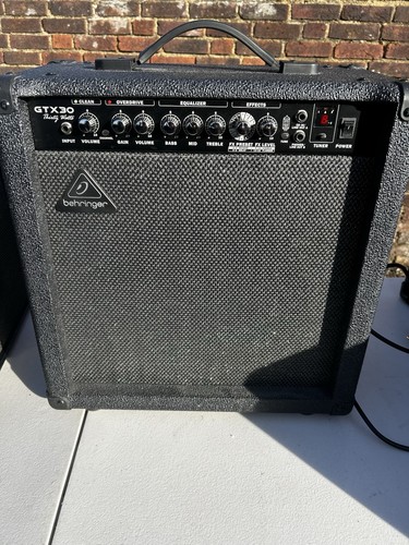 Behringer gtx amp - 30,