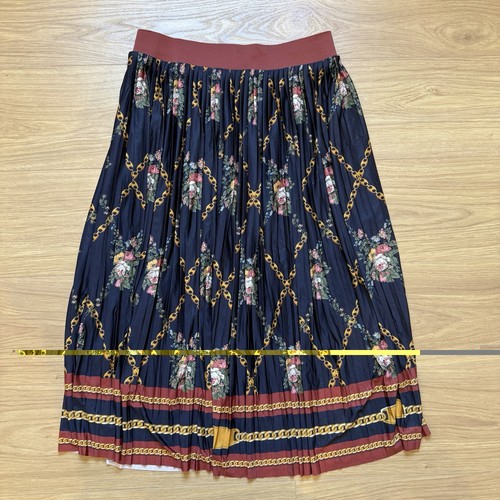 Zara navy floral pattern