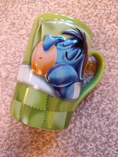 Disney sleeping eeyore - disney, 3d
