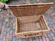 F&M Extra Large Wicker Basket Hamper Storage 80cm Wide, 47cm High 50cm Deep