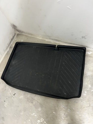 Genuine ford fiesta mk7 rear - genuine,