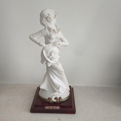 Capodimonte figurine lady - of,