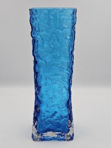 Blue textured rectangular - blue, bark