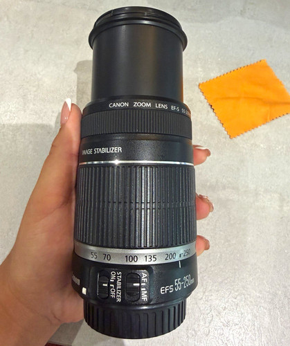 Canon 250mm 4 - 55-250mm, f/4-5.6