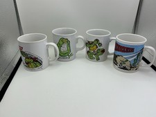 MUGS VINTAGE X 4