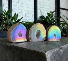 Aura Agate Geode Druze