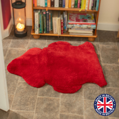 Bright red sheepskin rug - red,