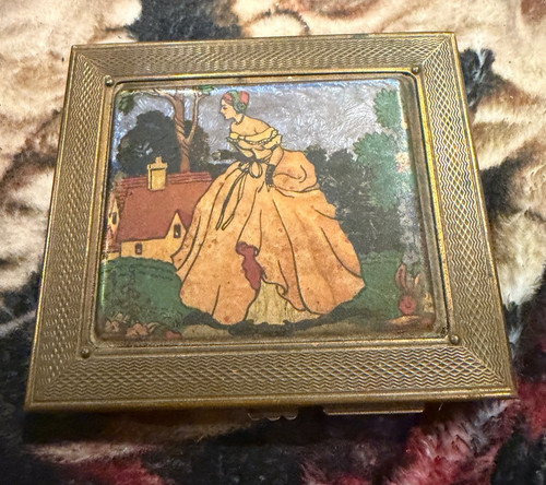 Gwenda gold tone 1950s - gold,