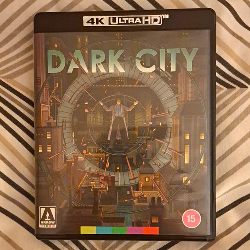 Dark city arrow - dark, uhd