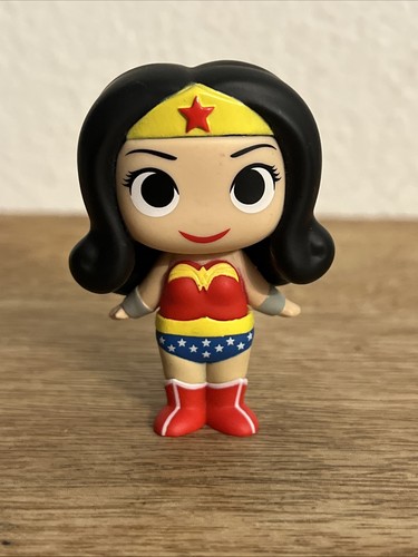 Wonder woman funko mystery - wonder,