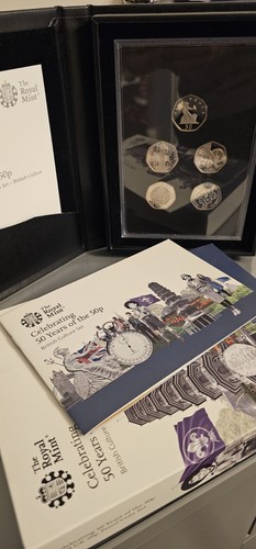 The royal mint coin - mint, set