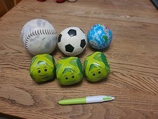X6 Balls, 3 Juggling Balls, 2 Soft Balls, 1 Baseball
