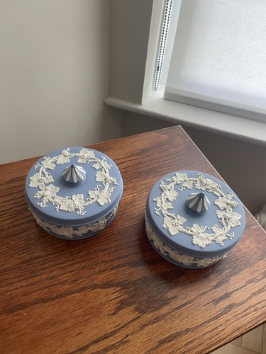 Wedgewood blue jasperware - blue,