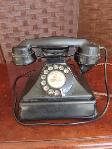 Gpo 232 black bakelite rotary - ,