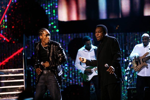 Lemar george benson perform - benson,