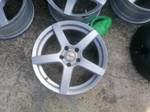 Suzuki vitara alloys wheels - suzuki,