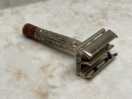 Gillette 1956 safety - b1,